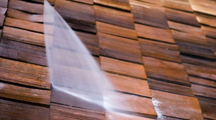 Professional gutter cleaning in Mazomanie, WI